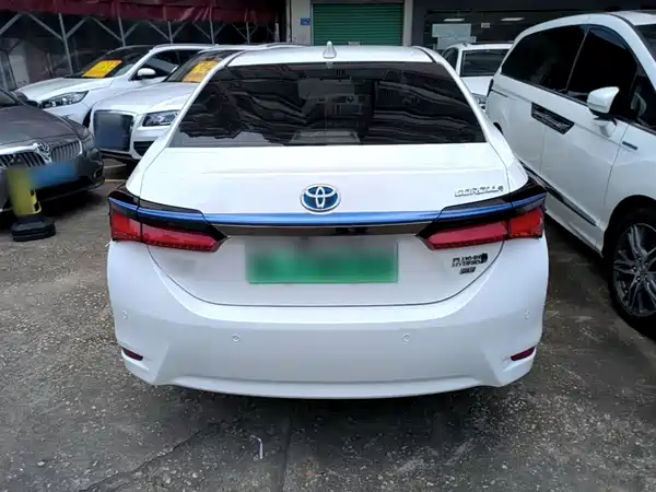 Toyota Corolla Dual Engine E+ 2022