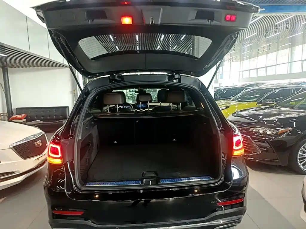 Mercedes-Benz GLC 2021 — фото 19