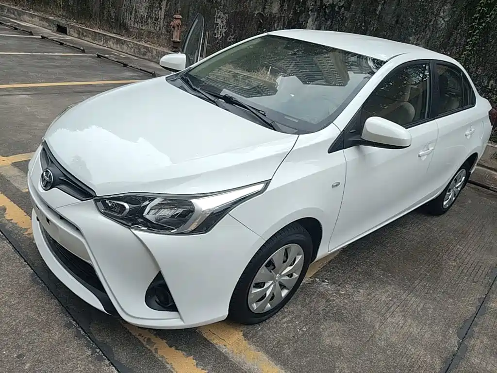 Toyota Yaris L 2019