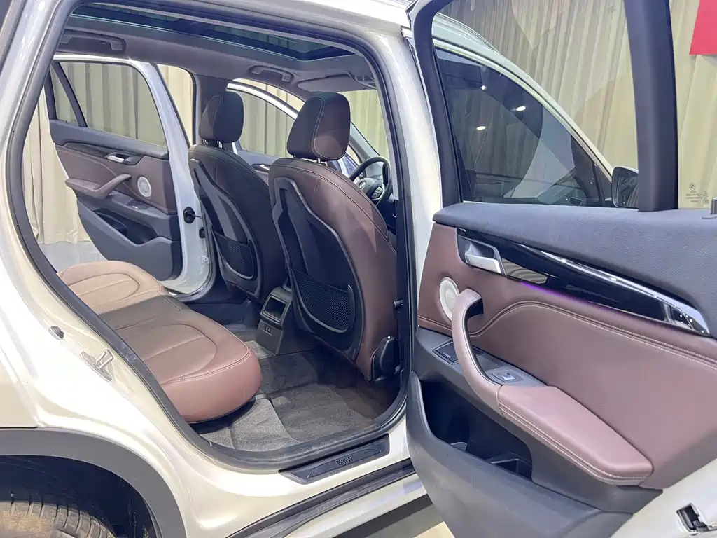 BMW X1 2022 — фото 10