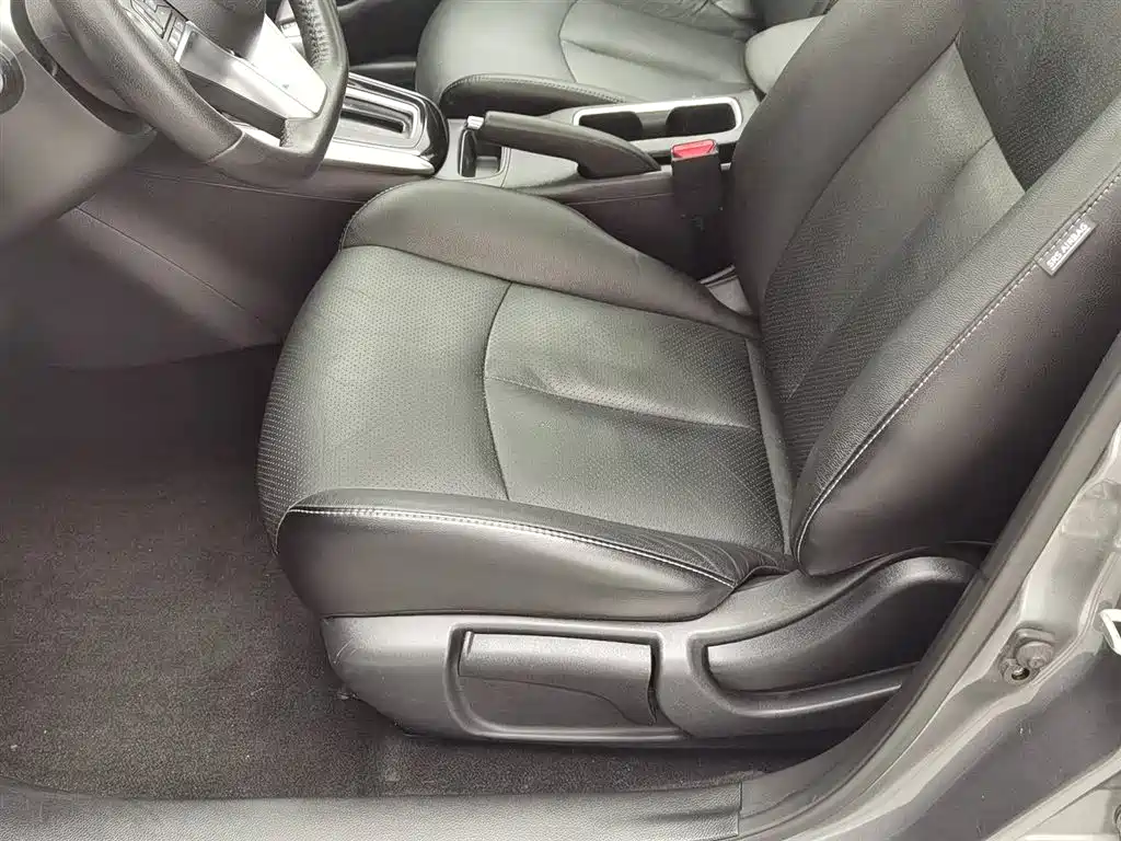 Nissan Sylphy 2016 — фото 20