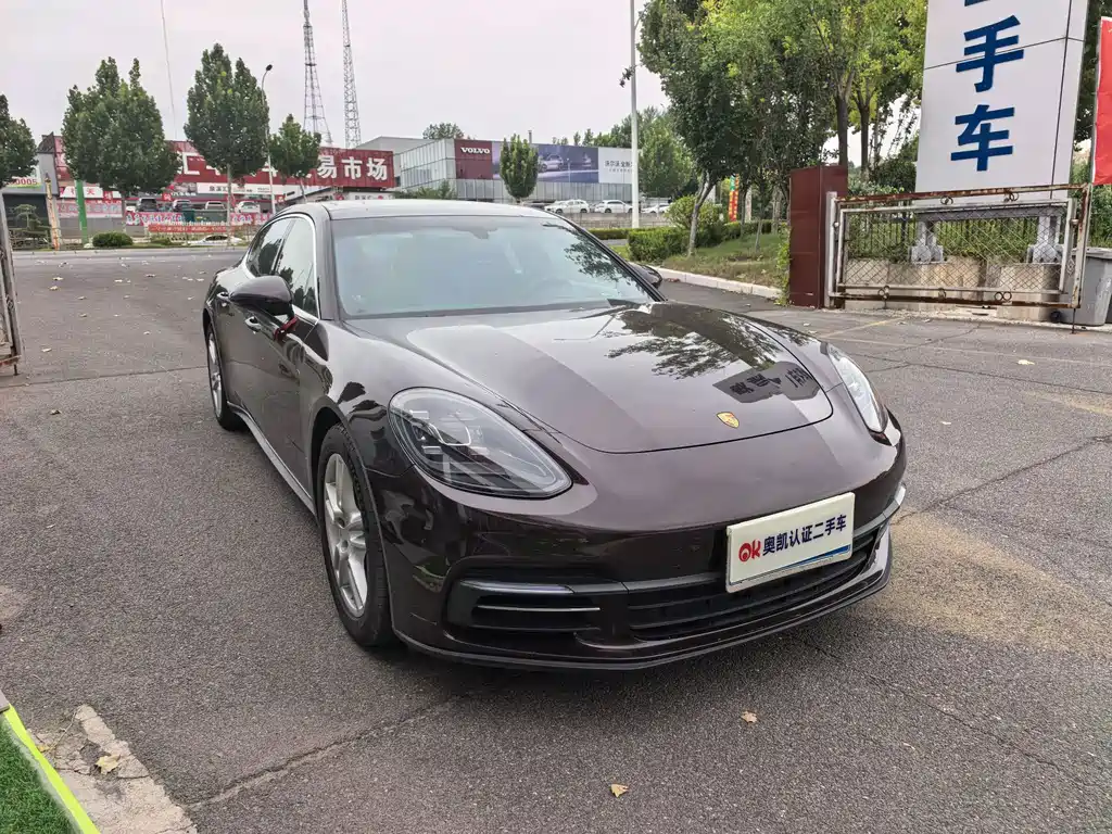 Porsche Panamera 2018 — фото 2
