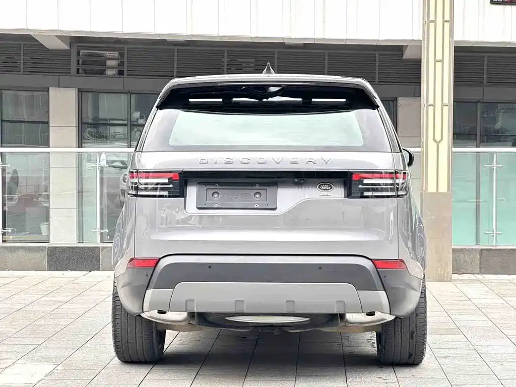 Land Rover Discovery 2020 — фото 8