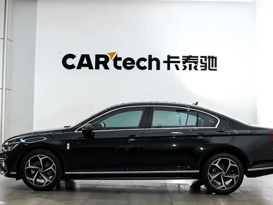 Volkswagen Magotan 2026