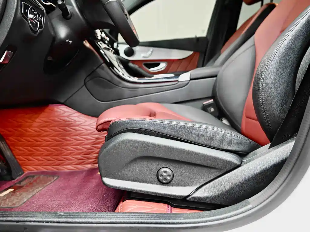 Mercedes-Benz GLC Coupe 2022 — фото 18