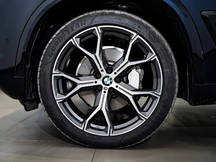 BMW X5 2026 — фото 12