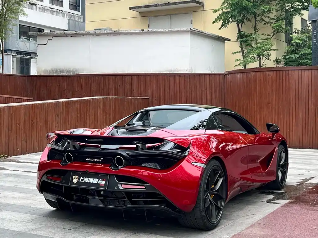 McLaren 720S 2021 — фото 8