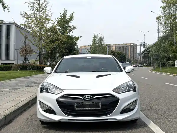 Hyundai Genesis Coupe 2013