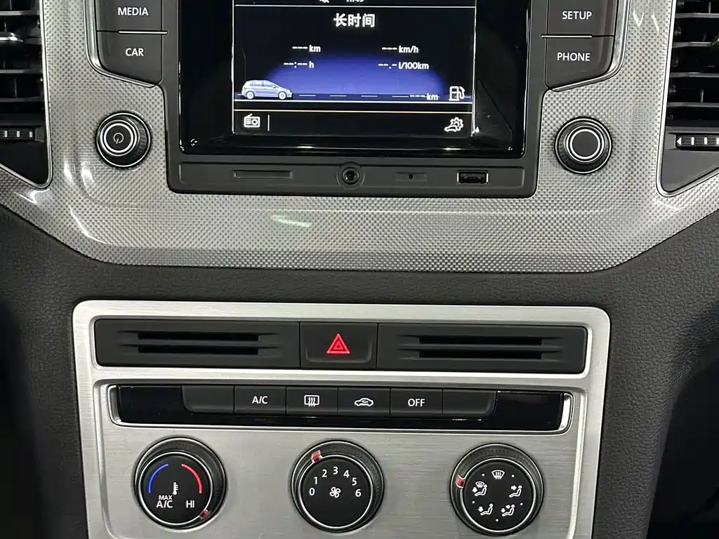 Volkswagen Golf Jialu 2016 — фото 24