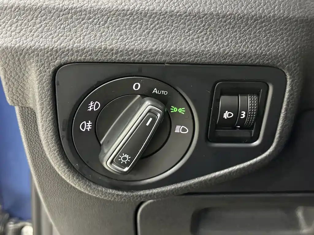 Volkswagen Golf Jialu 2016 — фото 29