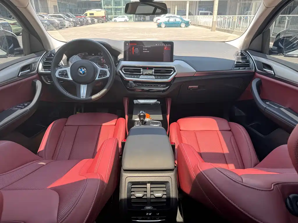 BMW X4 2023 — фото 18