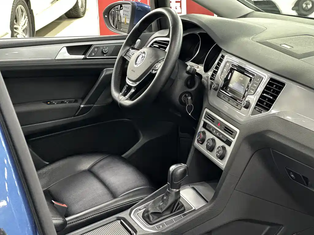 Volkswagen Golf Jialu 2016 — фото 10