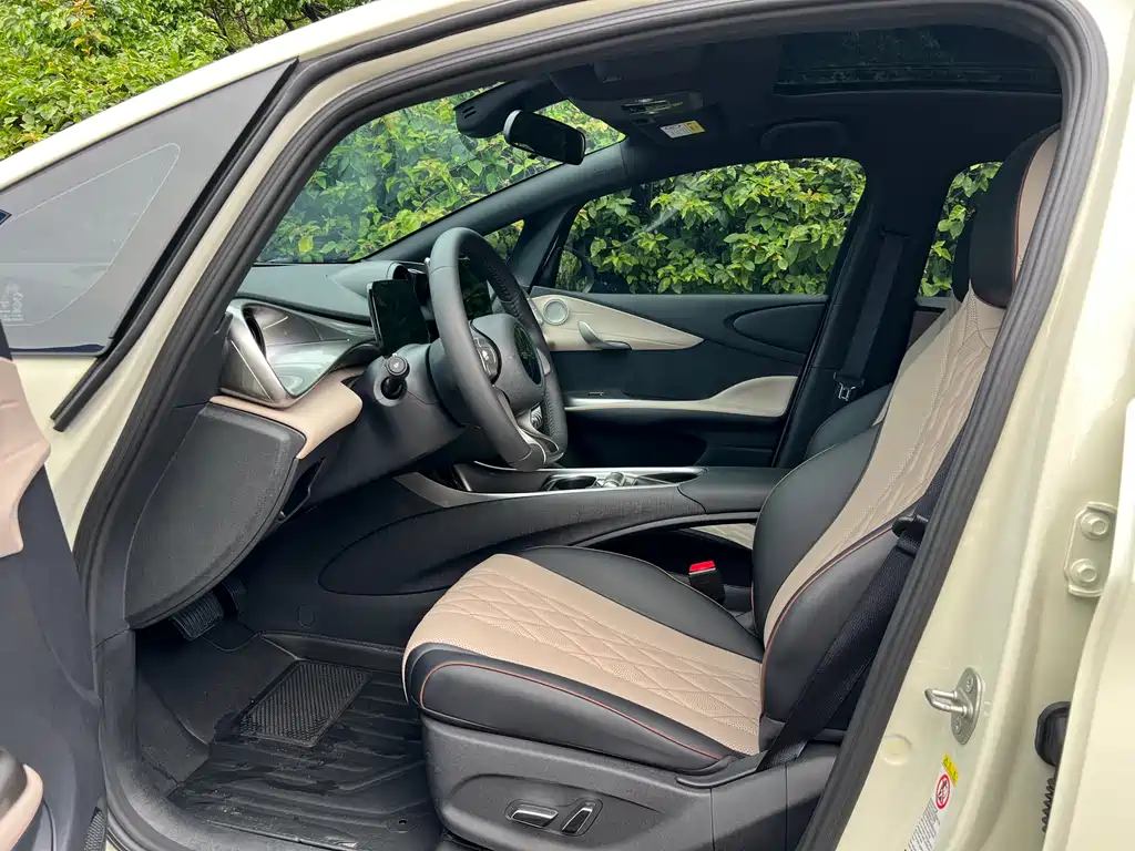 BYD Dolphin 2022
