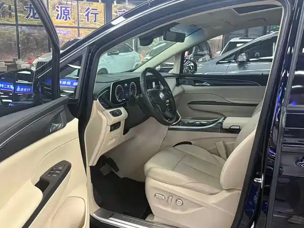 Buick GL8 2023