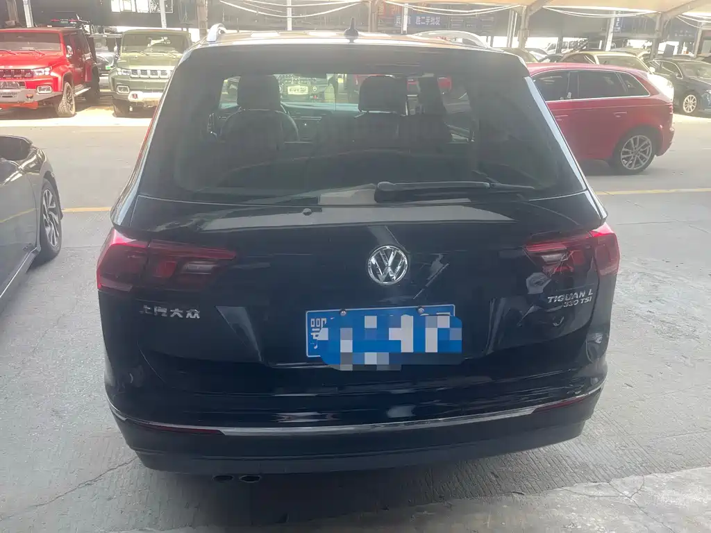 Volkswagen Tiguan L 2019 — фото 13