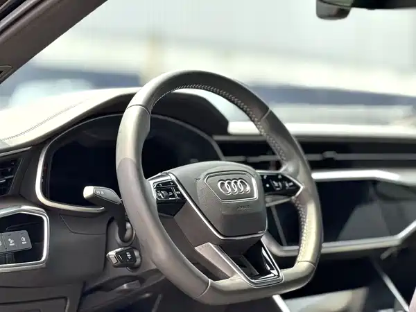 Audi A6L 2020
