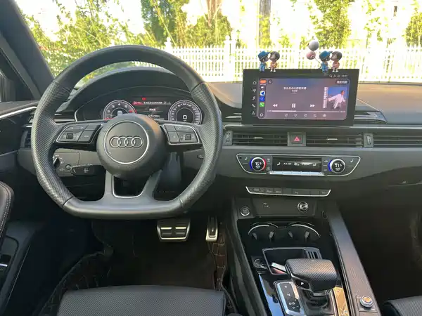 Audi A4L 2024