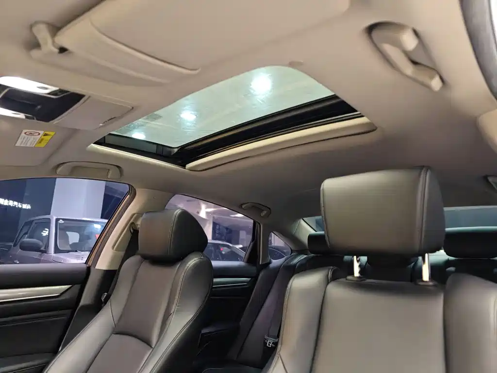 Honda Accord 2020 — фото 12