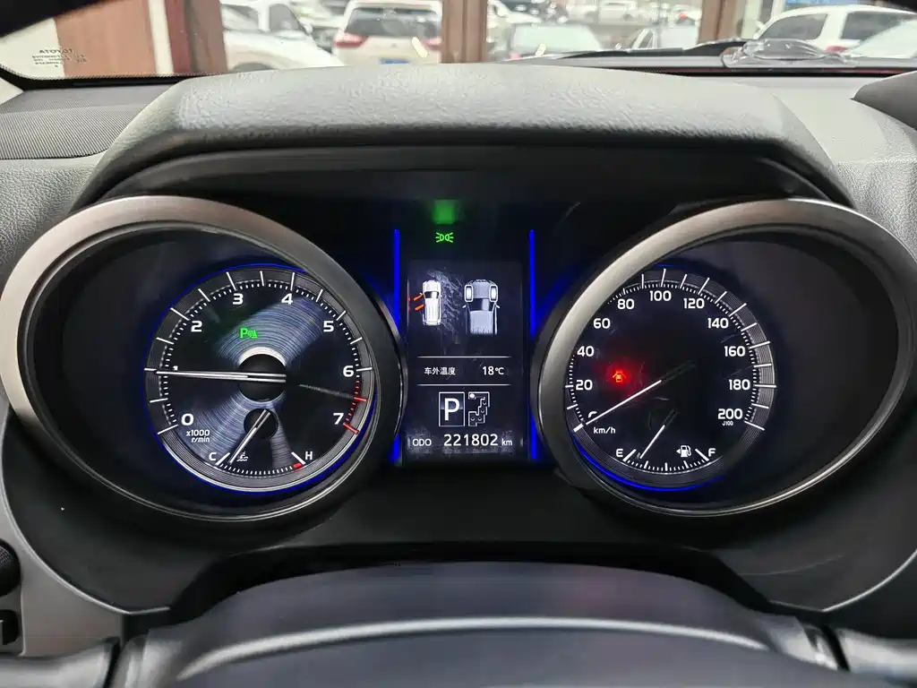 Toyota Prado 2016 — фото 14