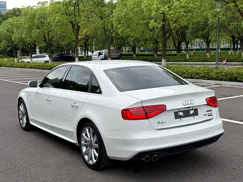 Audi A4L 2016 — фото 10