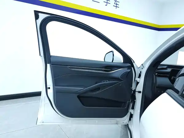 Ford Mondeo 2025