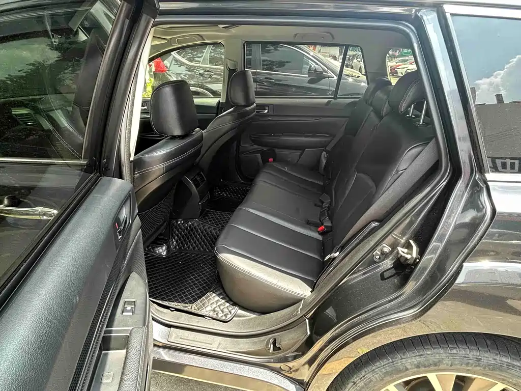 Subaru Outback 2013 — фото 17
