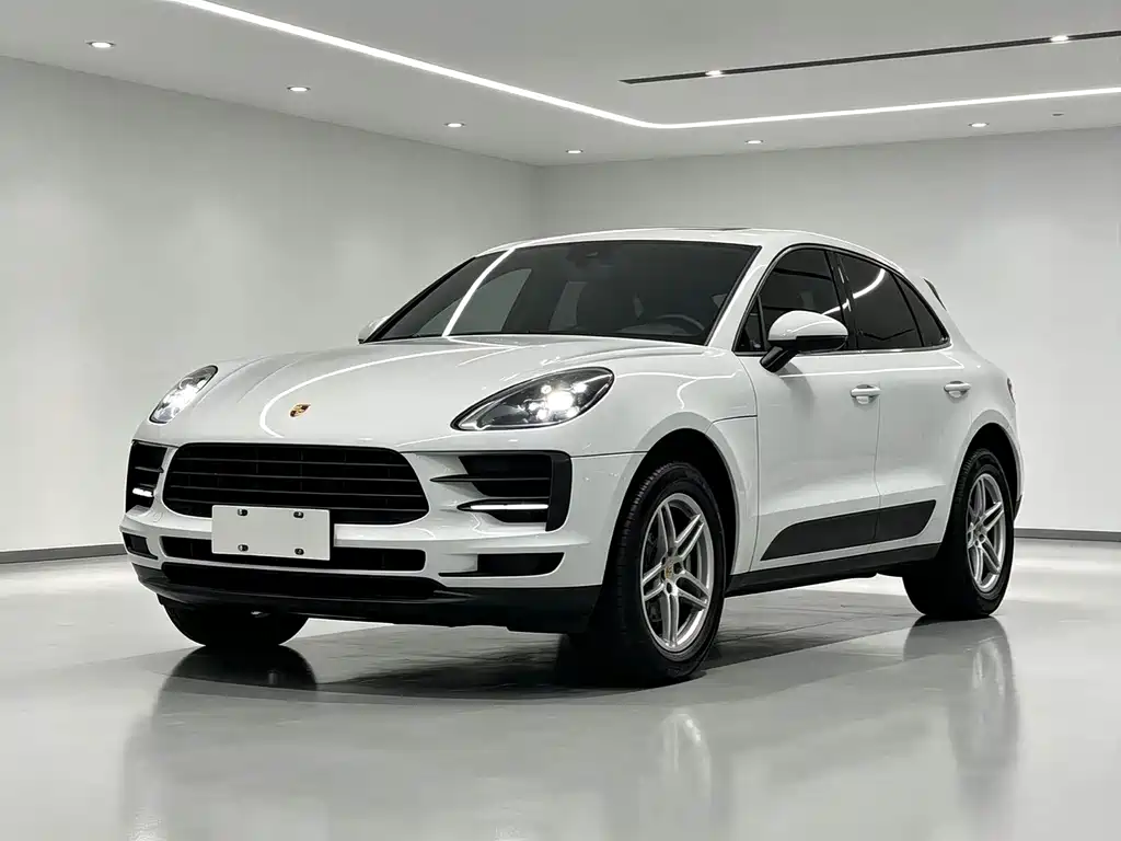 Porsche Macan 2021 — фото 1