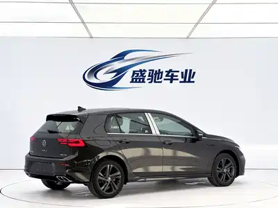 Volkswagen Golf 2024