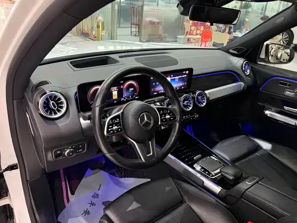 Mercedes-Benz GLB 2020