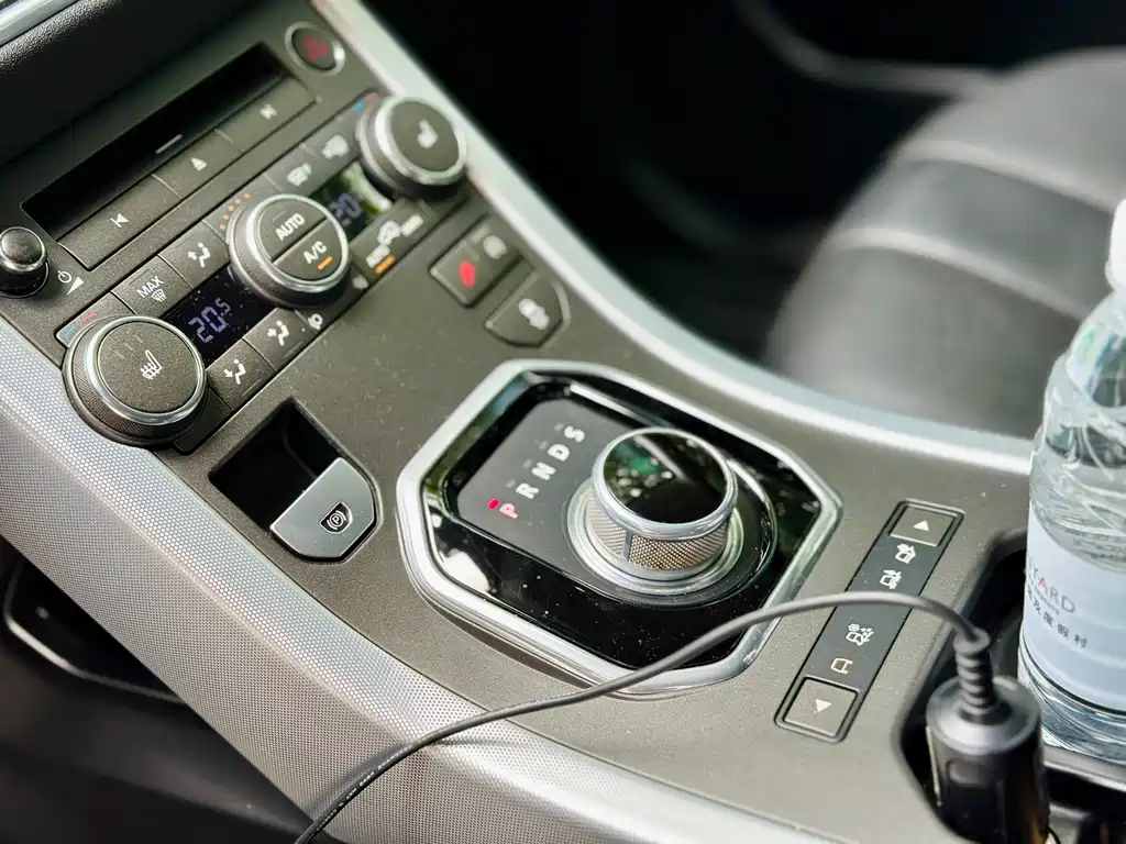 Land Rover Evoque 2014 — фото 16