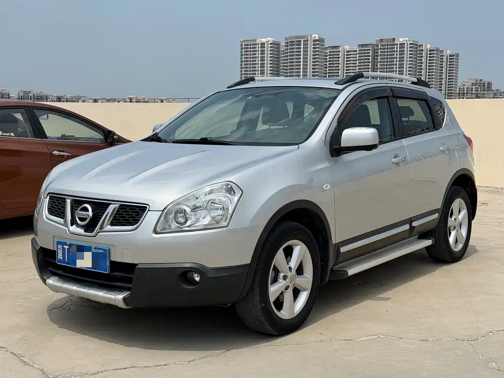 Nissan Fresco 2011