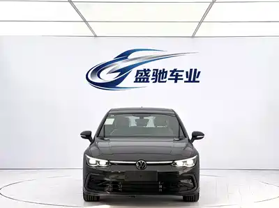 Volkswagen Golf 2024