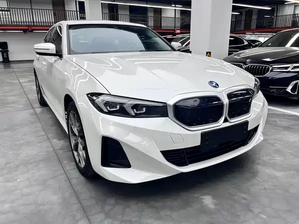 BMW i3 2024