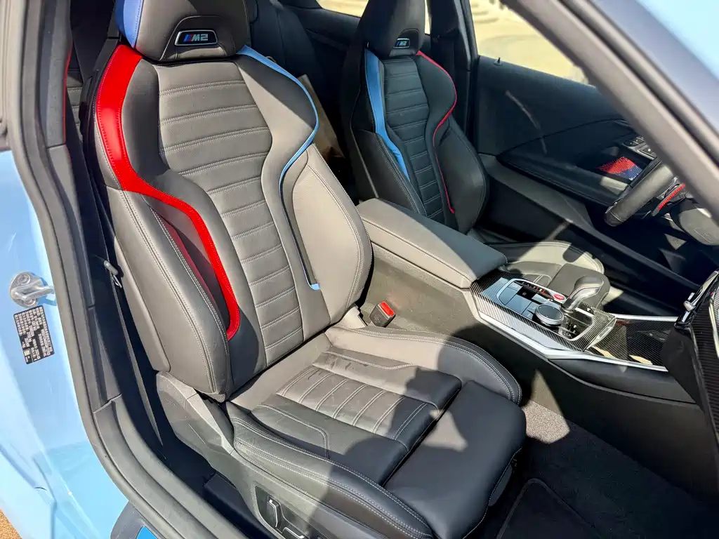 BMW M2 2025 — фото 14
