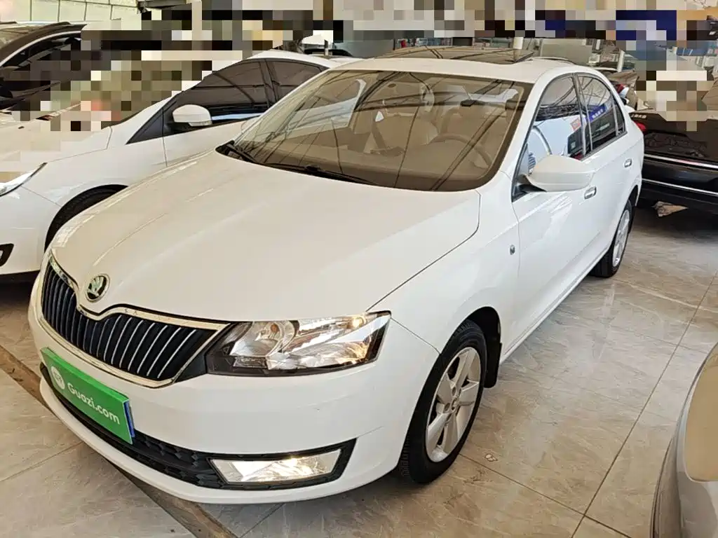 Skoda Rapid 2016 — фото 2