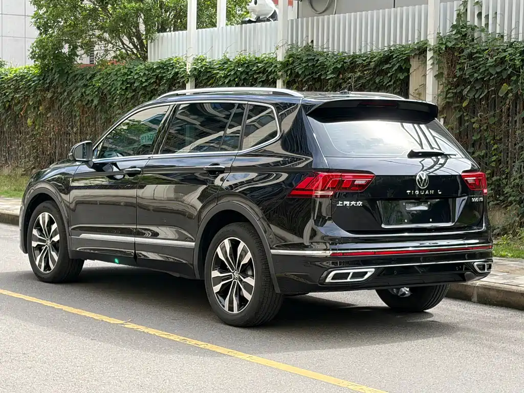 Volkswagen Tiguan L 2025 — фото 9