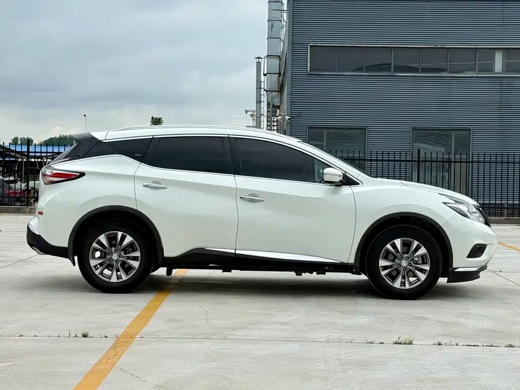 Nissan Murano 2018 — фото 4