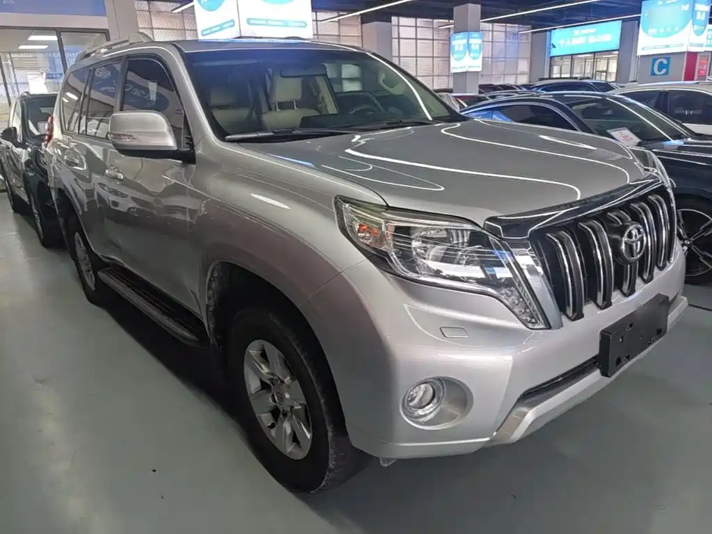 Toyota Prado 2016 — фото 4