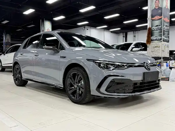 Volkswagen Golf 2023