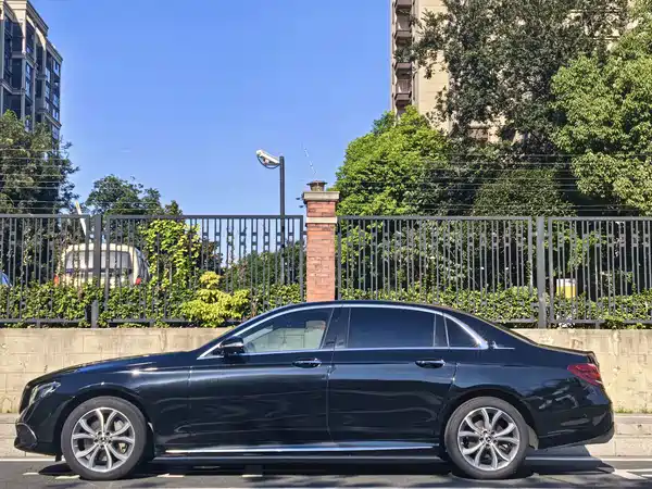 Mercedes-Benz E-Class 2020