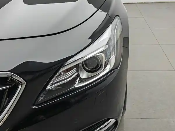 Buick LaCrosse 2017