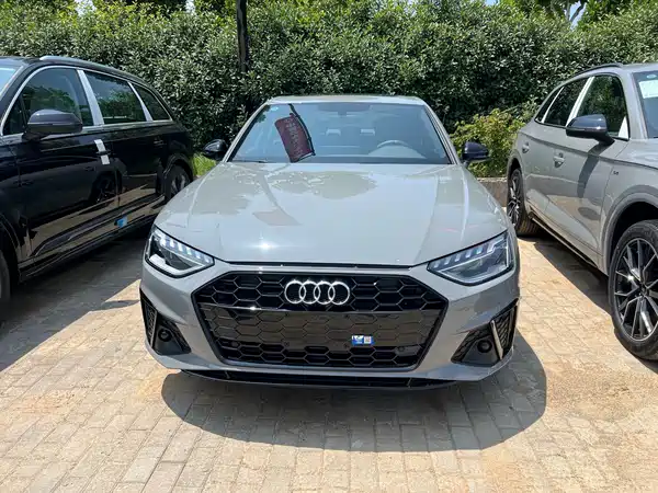 Audi A4L 2025