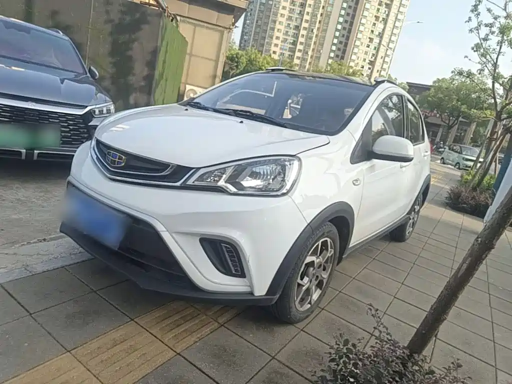 Geely Vision X1 2017 — фото 1