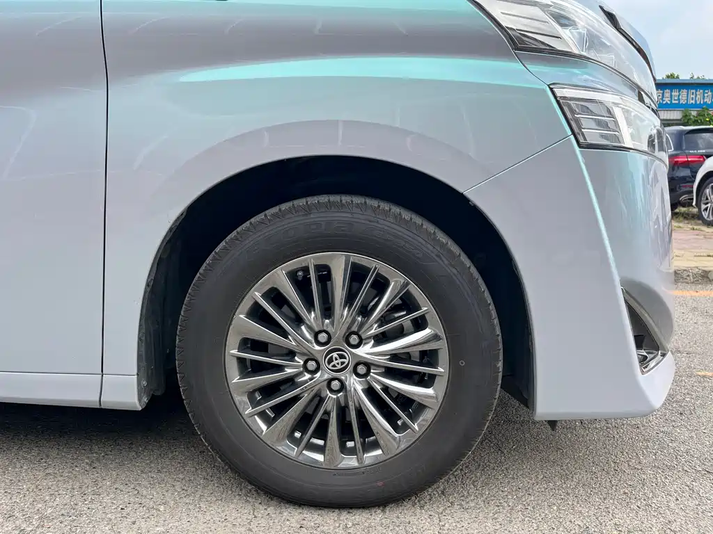 Toyota Vellfire 2021 — фото 25