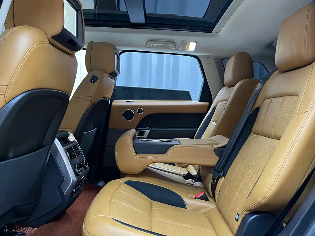 Land Rover Sport 2018 — фото 8