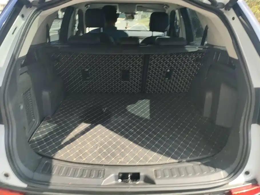 Land Rover Discovery Sport 2019