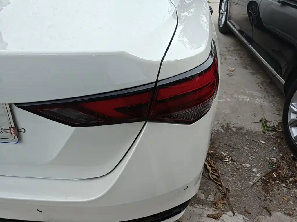 Nissan Sylphy 2023 — фото 8