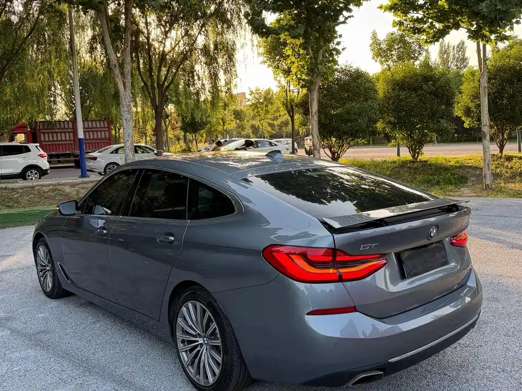 BMW 6 Series GT 2018 — фото 6