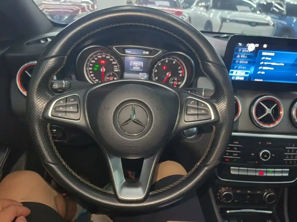 Mercedes-Benz CLA 2016 — фото 11