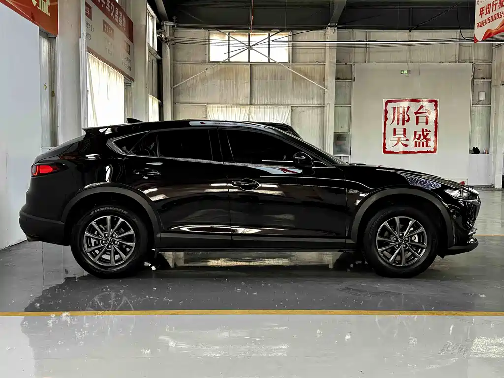 Mazda CX-4 2022